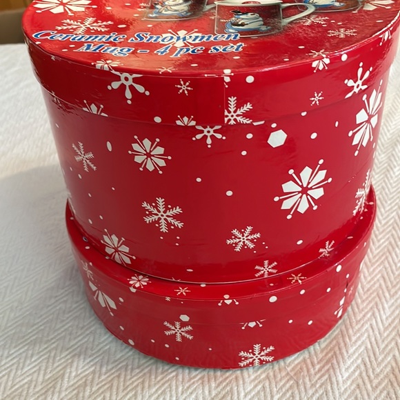 Ceramic cups and plates - Picture 8 of 8